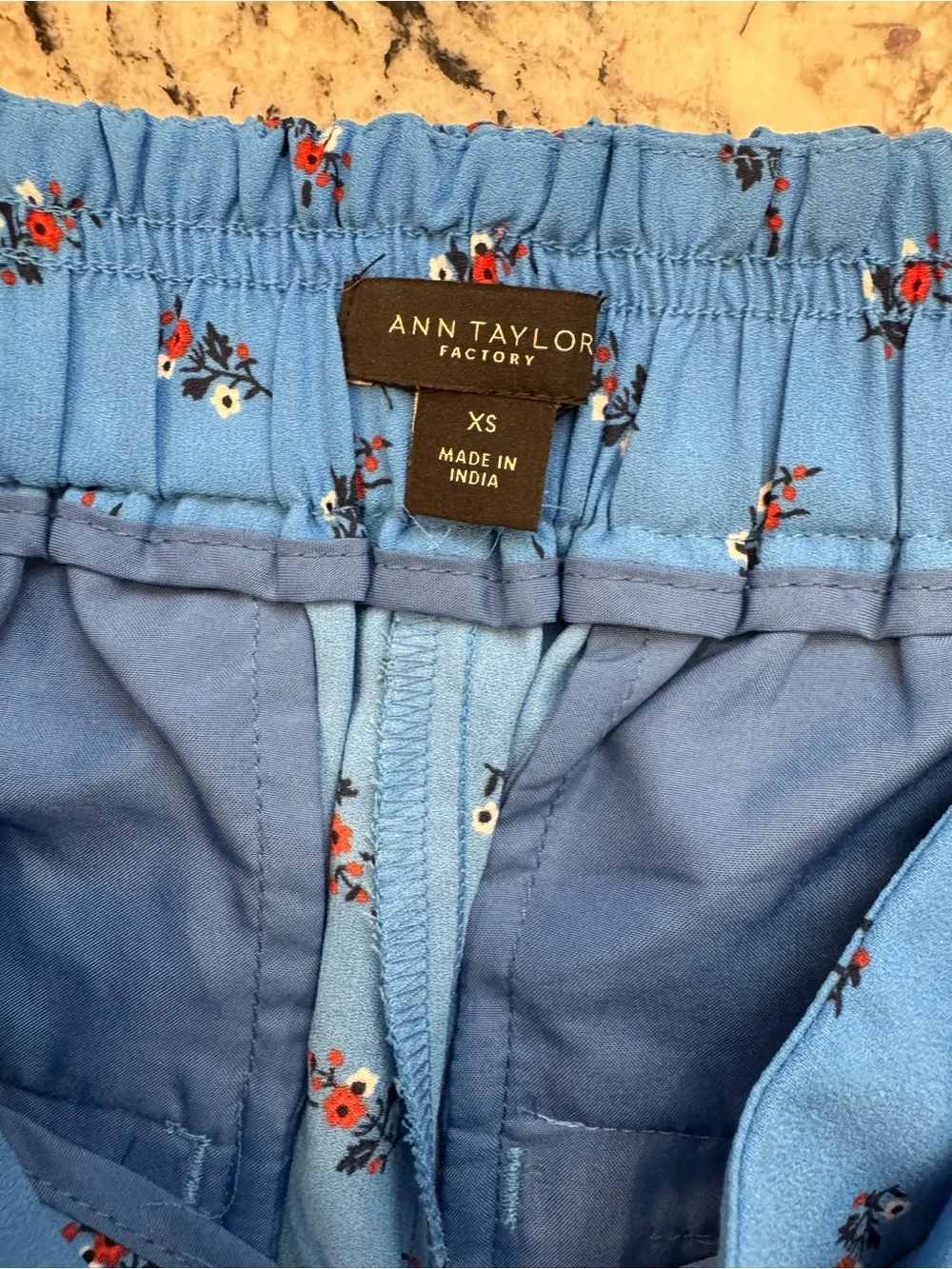 Ann Taylor Factory Blue Floral Tie Waist Wide Leg Crop Pants XS Boho Culottes - Picture 4 of 8